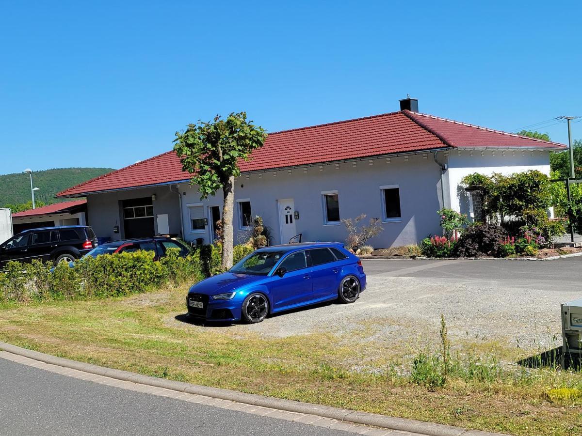 Travelers Home Hasloch  Buitenkant foto